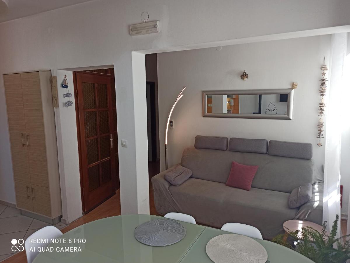 Apartments Vrime Биоград на Мору Екстериор снимка