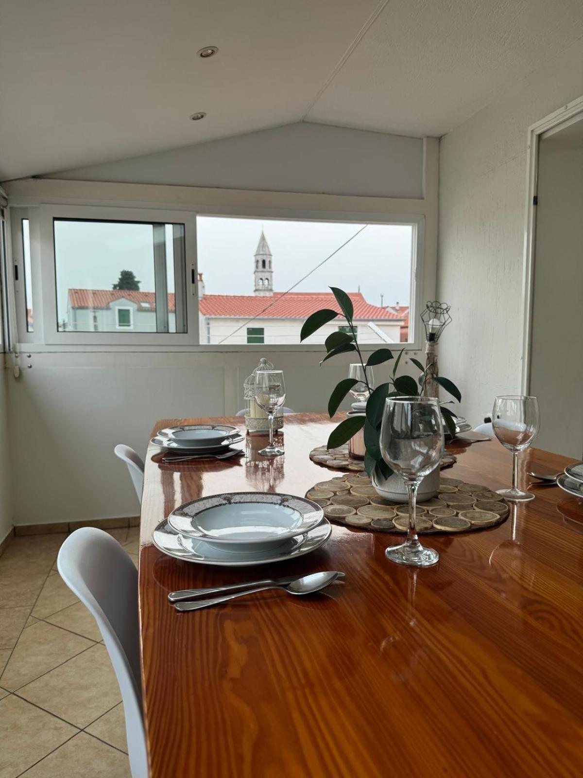 Apartments Vrime Биоград на Мору Екстериор снимка