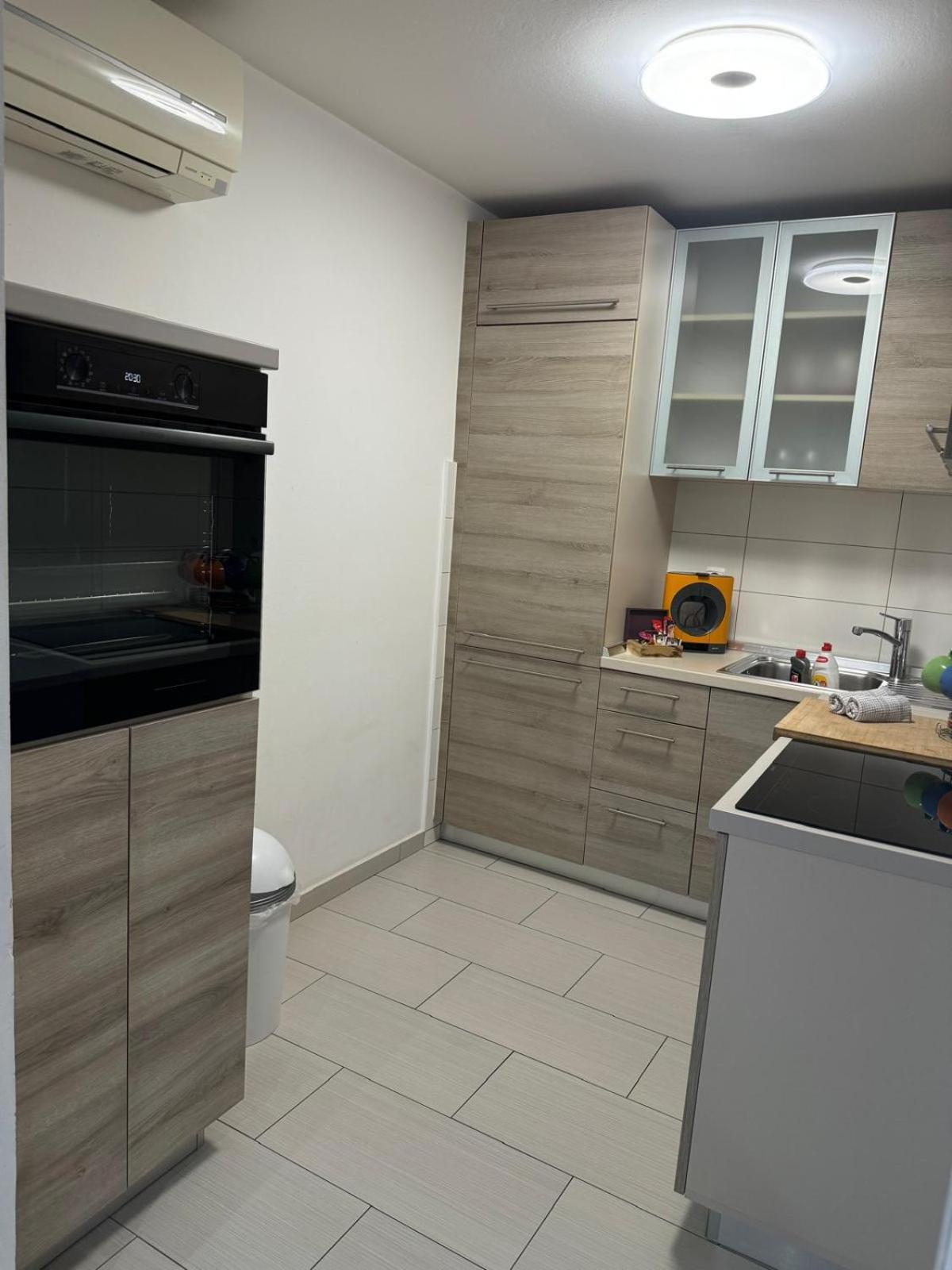 Apartments Vrime Биоград на Мору Екстериор снимка