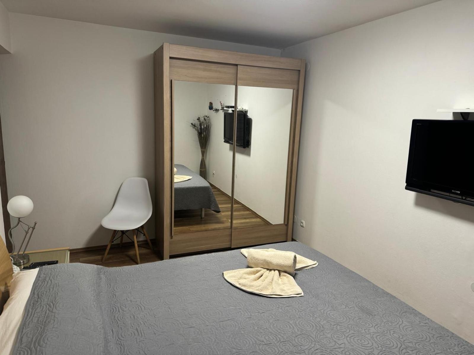 Apartments Vrime Биоград на Мору Екстериор снимка