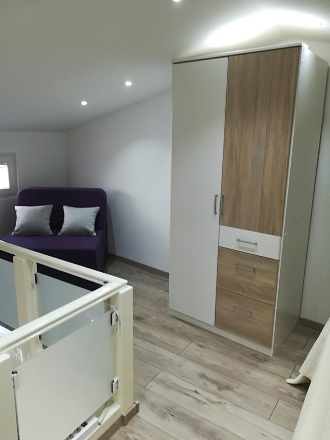 Apartments Vrime Биоград на Мору Екстериор снимка